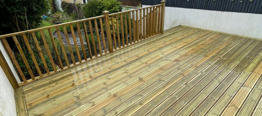 Wooden Decking In Cardiff